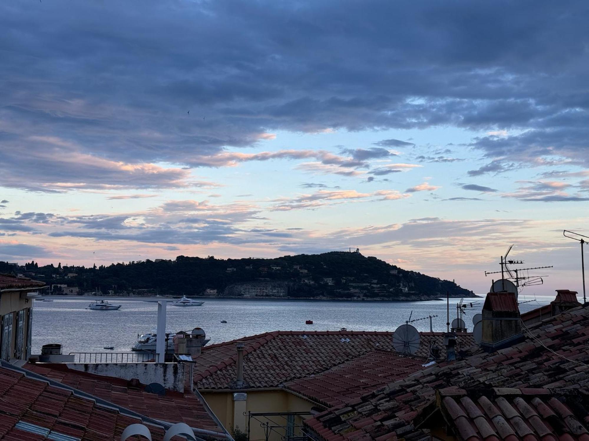 The Seaside Serenity - Calm & Charming Bay View Flat - Heart Of Villefranche Extérieur photo
